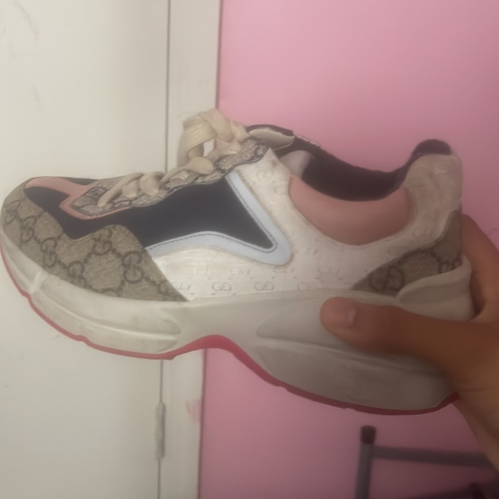 Authentic Women's GG Rhyton sneaker